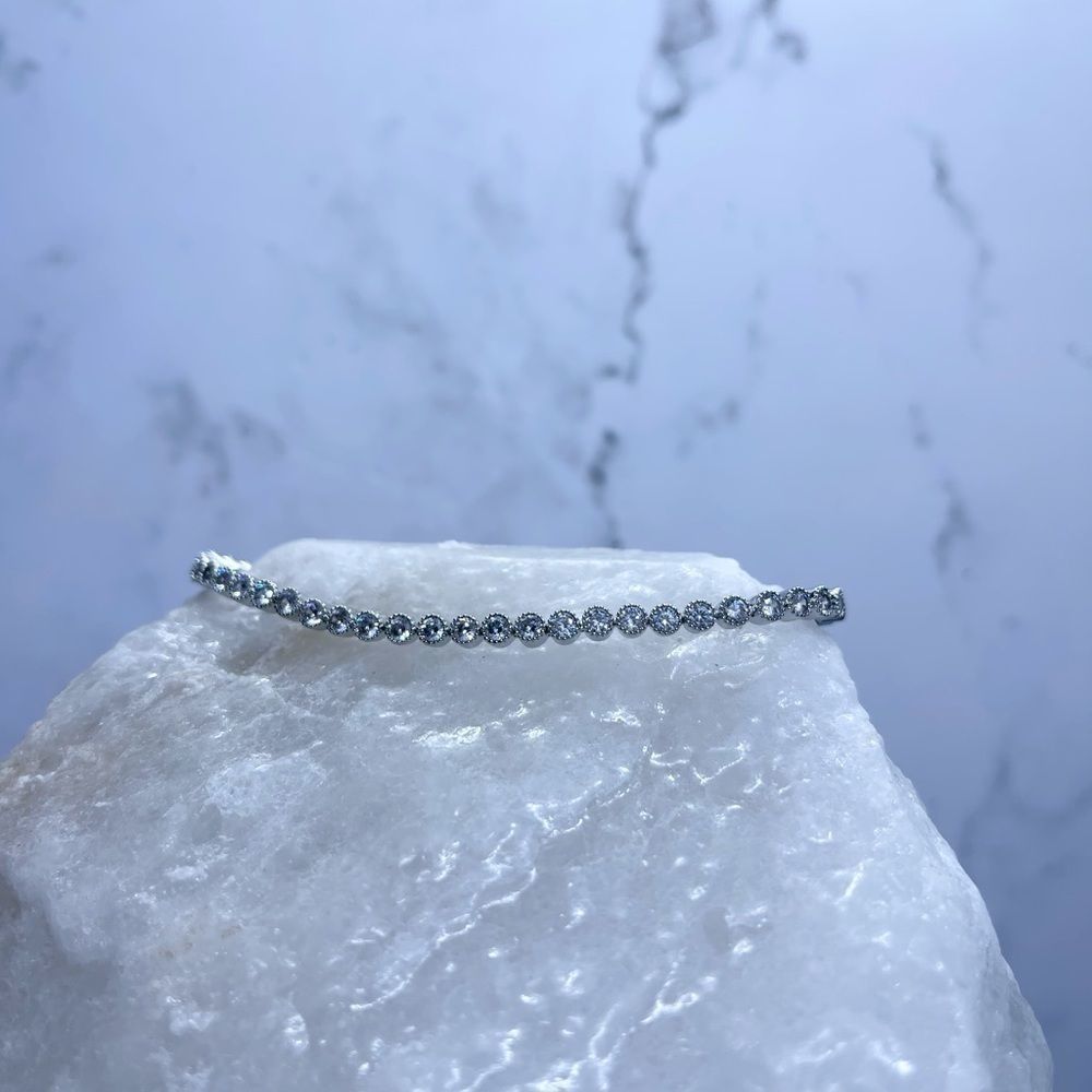 Bangle bracelet adjustable straps - Picture 9 of 11